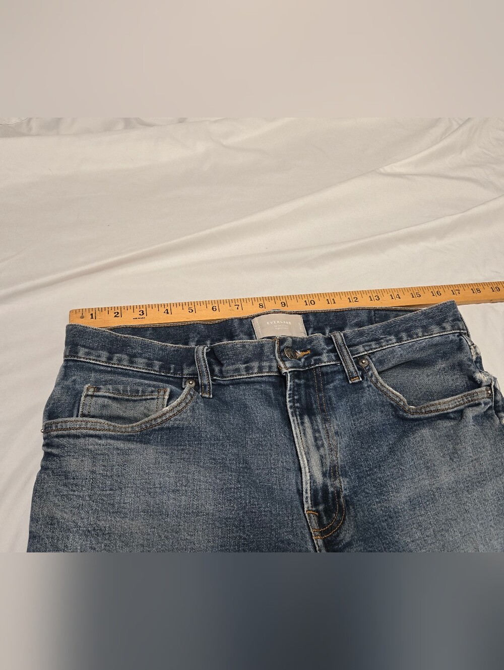 Everlane Men's Slim Straight Jeans in Washed Blue Sz 33x34 - Picture 3 of 9